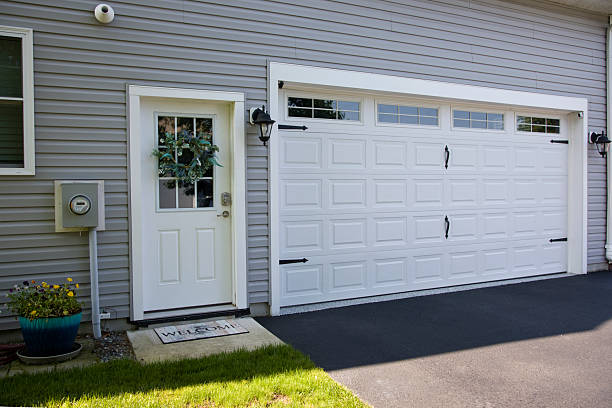 24/7 Emergency Garage Door Panel Replacement experts in Oxford, PA